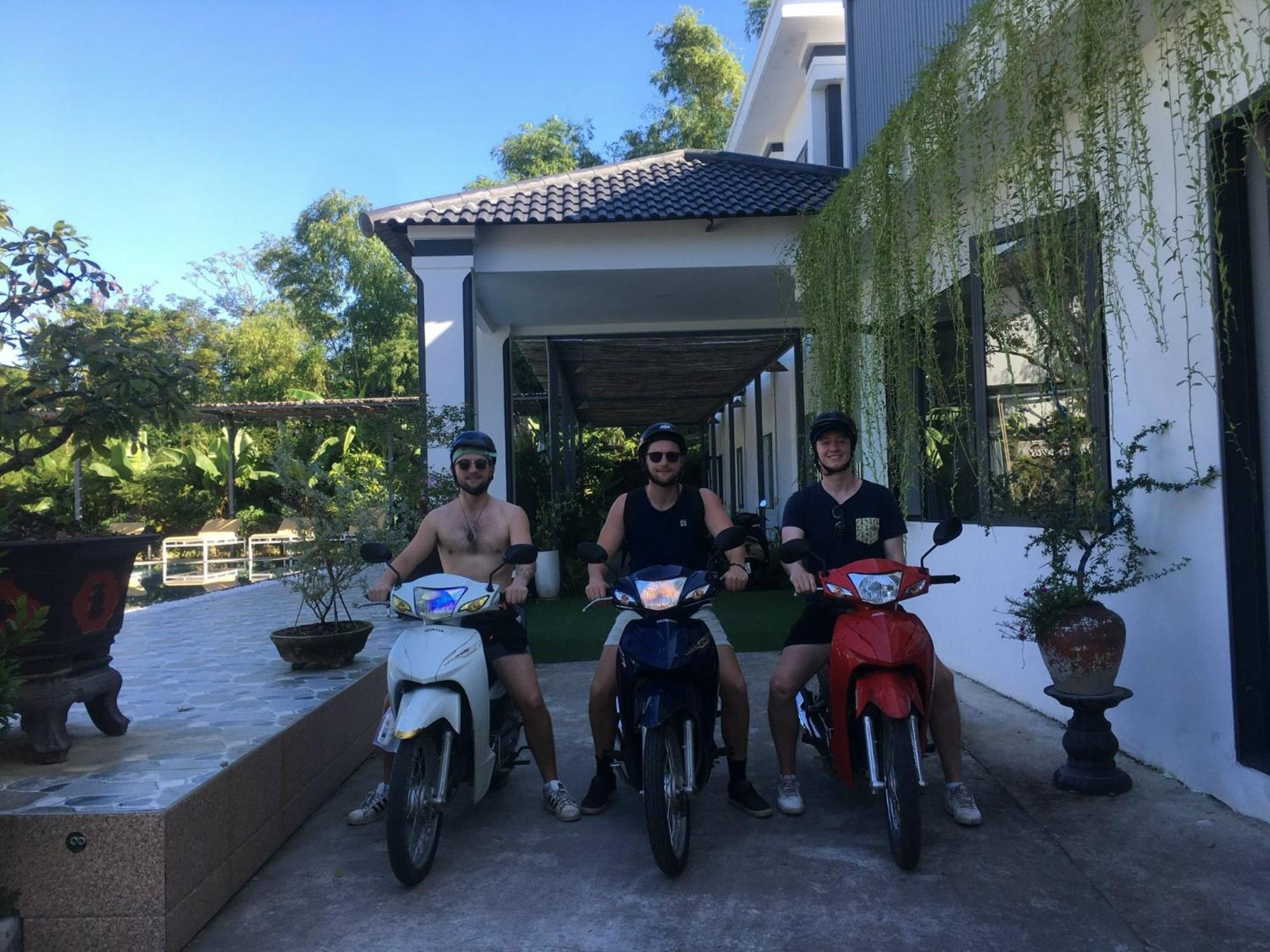 The Dreamers Homestay Хюэ Экстерьер фото
